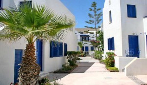 16scorpios_hotel_santorini